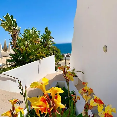 Albufeira, Sea And Old Town View * Αλμπουφέιρα