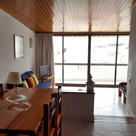 Albufeira, Sea And Old Town View * Αλμπουφέιρα