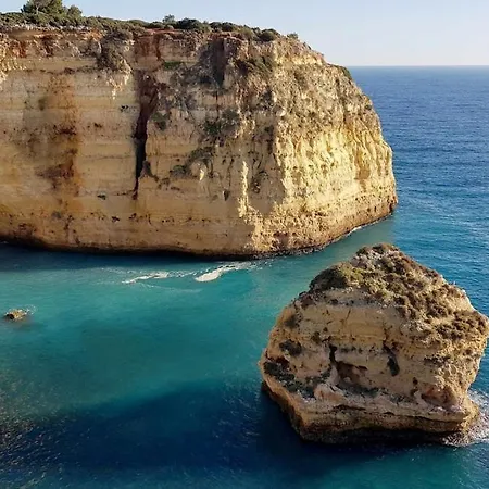 Albufeira, Sea And Old Town View דירה אלבופיירה