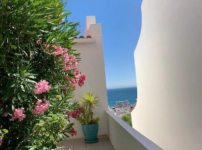 Albufeira, Sea And Old Town View Apartmán *