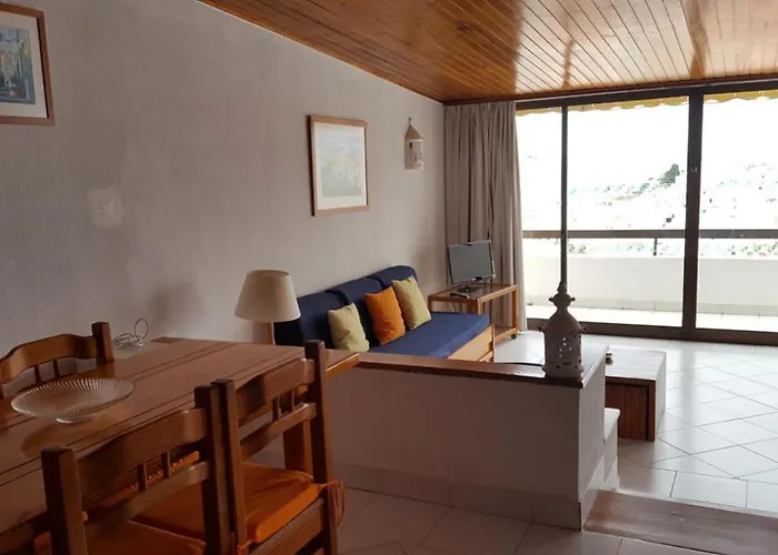 Albufeira, Sea And Old Town View Apartmán *