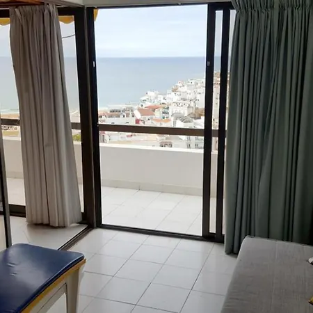 Albufeira, Sea And Old Town View דירה *
